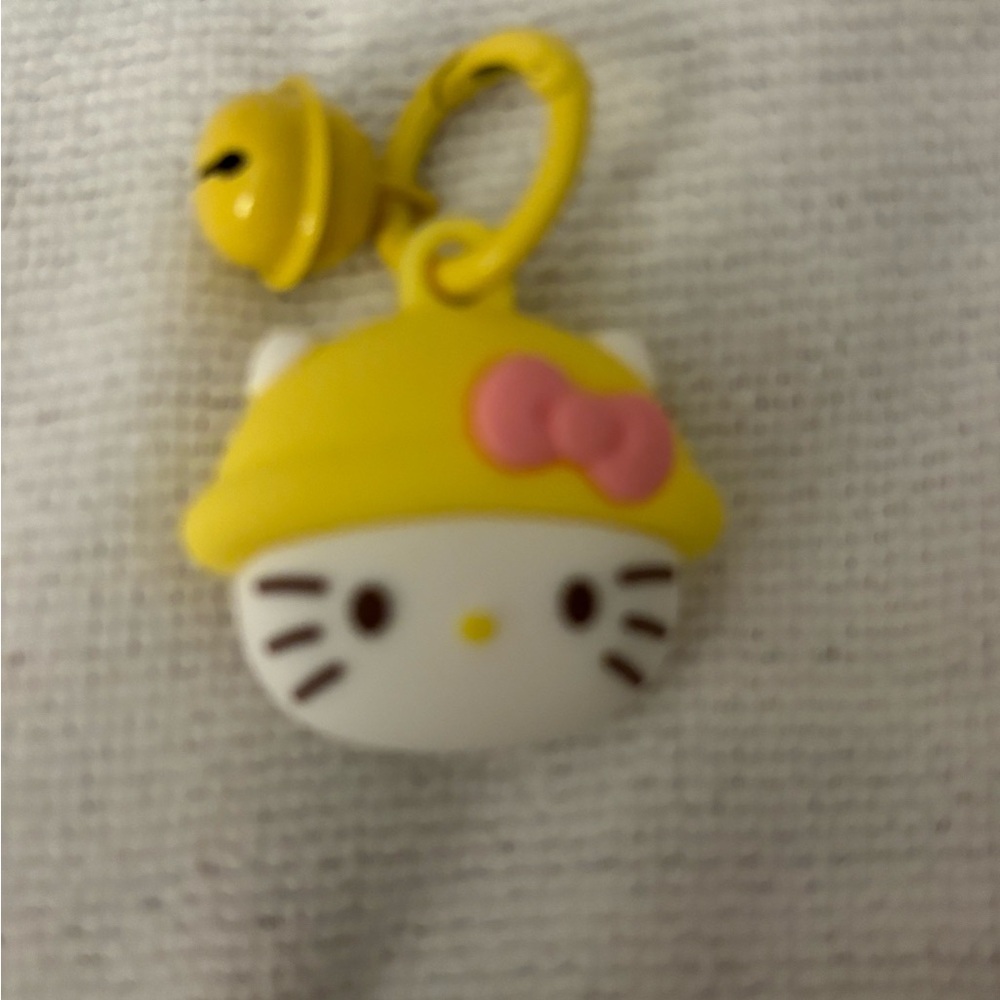 Hello Kitty Keychain AirTag Holder